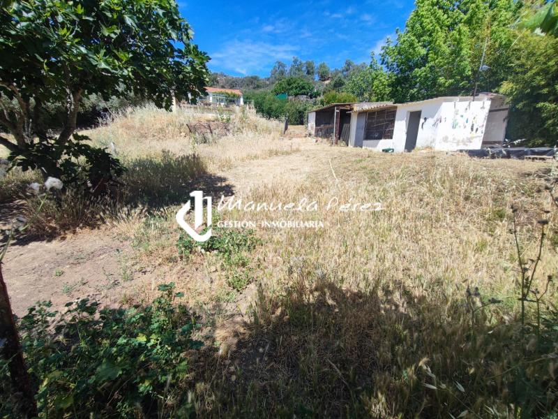 Venta de Parcela con construcciones en Sierra de Fuentes 22