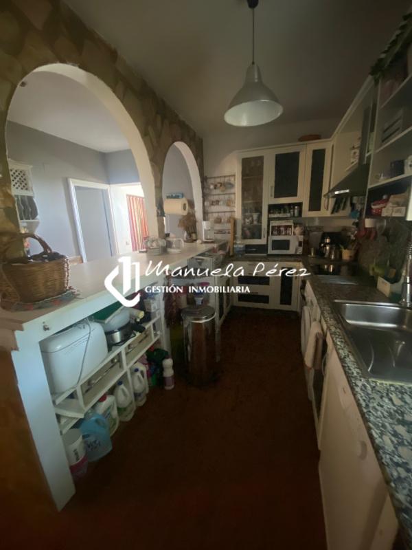 Venta de parcela con vivienda en Sierra de Fuentes. Cáceres 28
