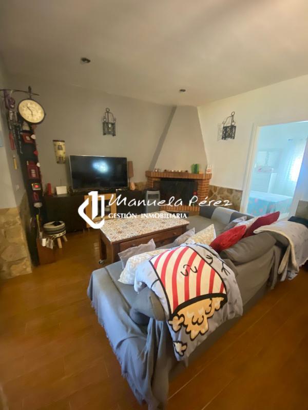 Venta de parcela con vivienda en Sierra de Fuentes. Cáceres 29
