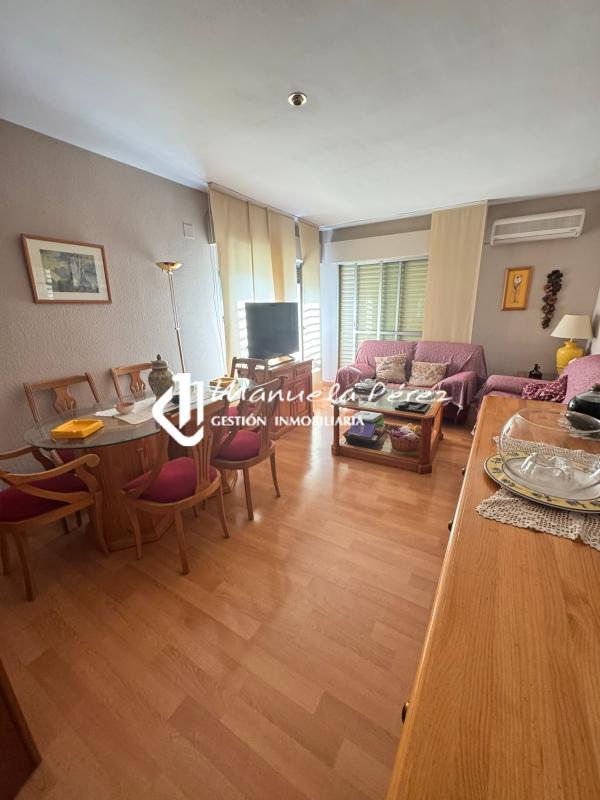 Venta de pareado en Avenida Jesús Delgado Valhondo. Cáceres 8