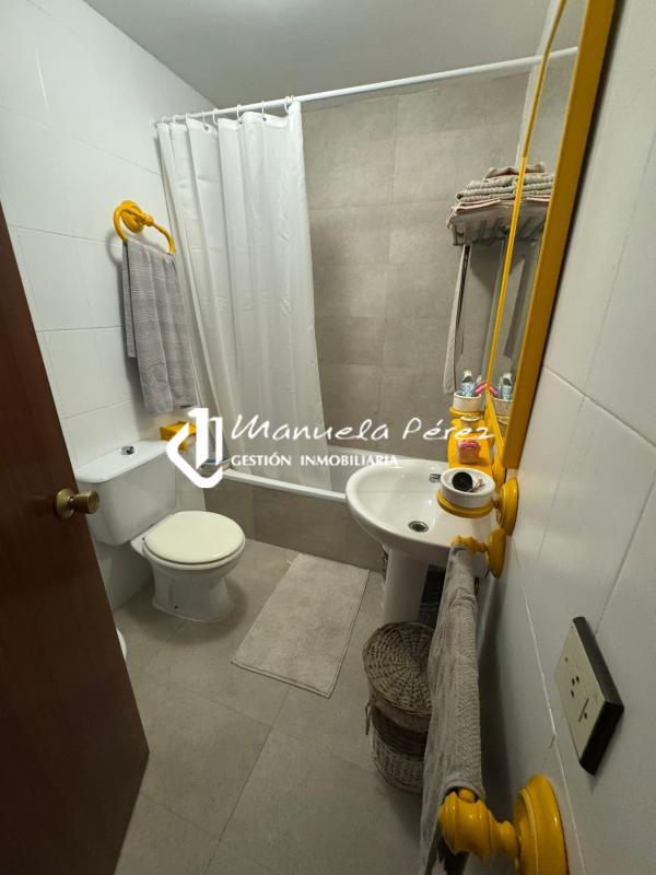 Venta de pareado en Avenida Jesús Delgado Valhondo. Cáceres 21