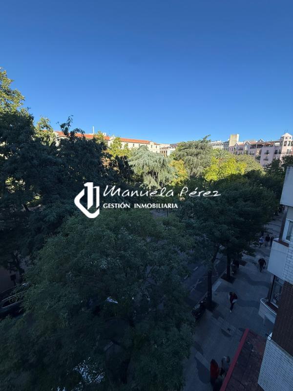 Venta de piso en Avenida de España. Cáceres 2