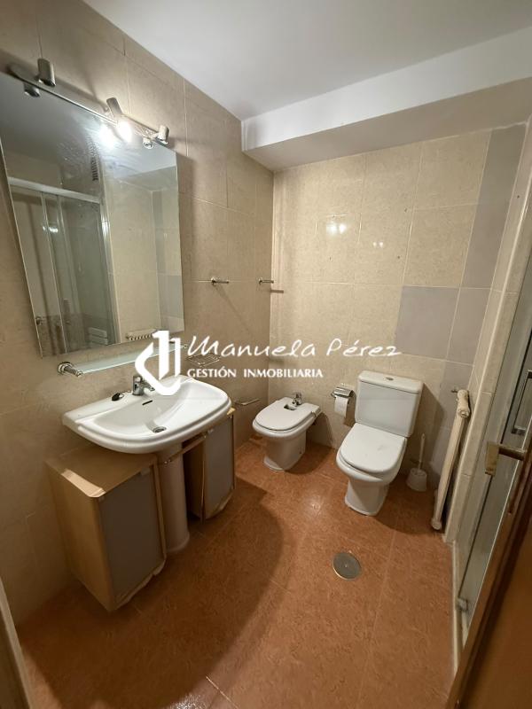 Venta de piso en Avenida de España. Cáceres 19