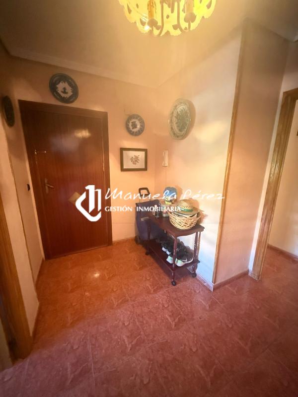 Venta de piso en Calle Angelita Capdevielle. Cáceres 2