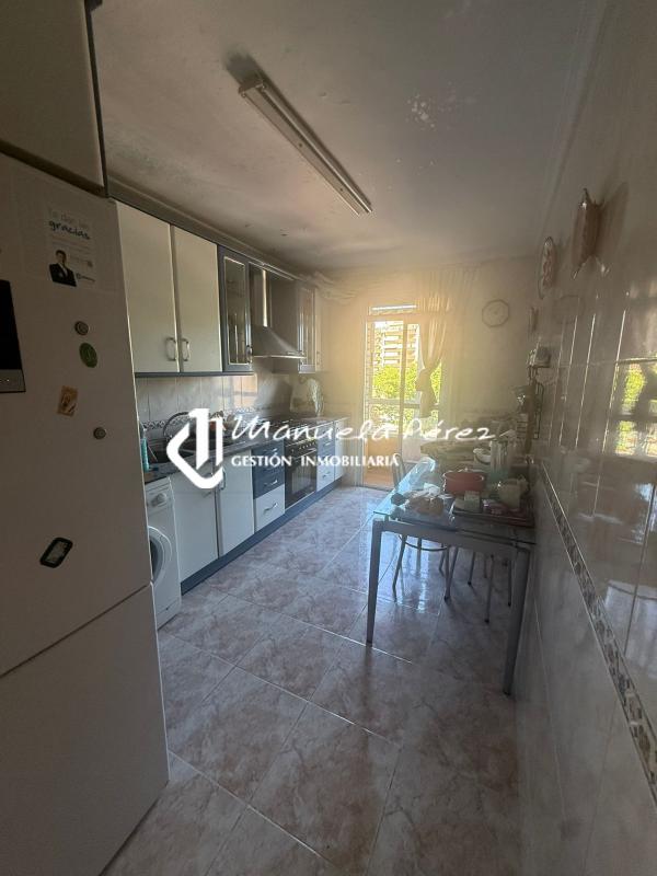 Venta de piso en Calle Angelita Capdevielle. Cáceres 3