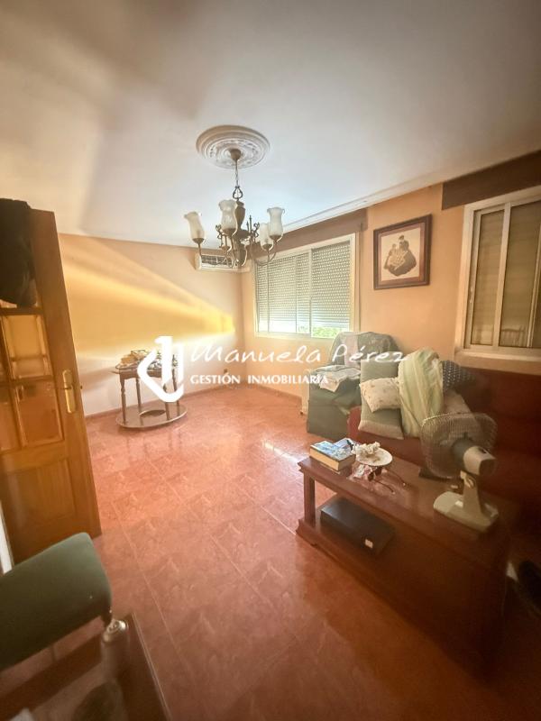 Venta de piso en Calle Angelita Capdevielle. Cáceres 9