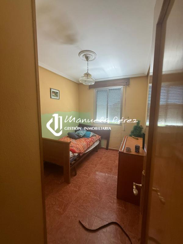Venta de piso en Calle Angelita Capdevielle. Cáceres 13
