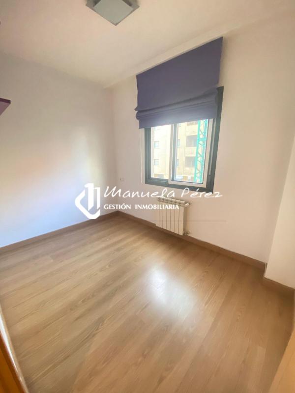 Venta de Piso en Calle Cueva de la Pasiega, Casa Plata Maltravieso, Cáceres 23