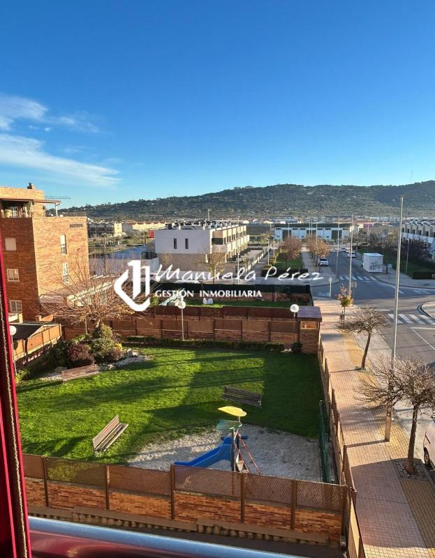 Venta de piso en Calle De la Mesta. Casa Plata. Cáceres 2