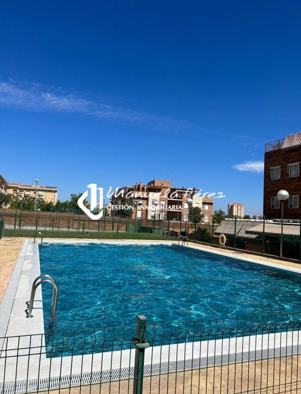 Venta de piso en Calle De la Mesta. Casa Plata. Cáceres