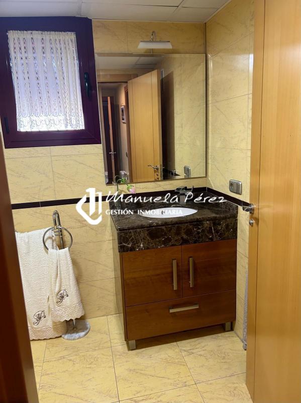 Venta de piso en Calle De la Mesta. Casa Plata. Cáceres 37