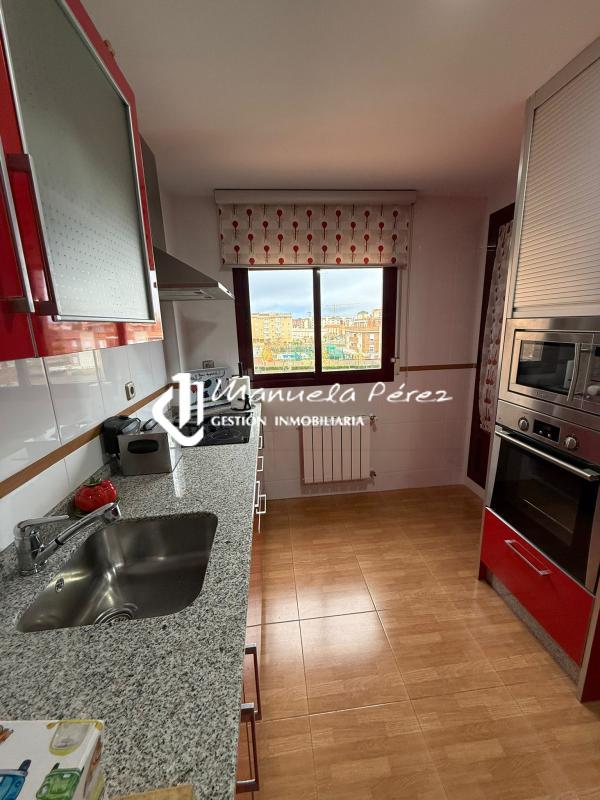 Venta de piso en Calle De la Mesta. Casa Plata. Cáceres 40