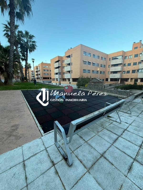 Venta de piso en Calle las Águilas. Cáceres 3