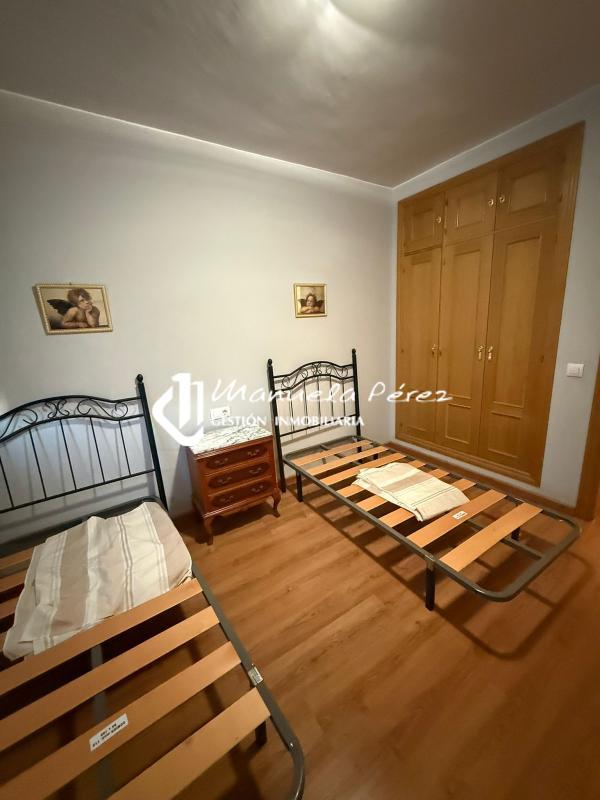Venta de piso en Calle las Águilas. Cáceres 16