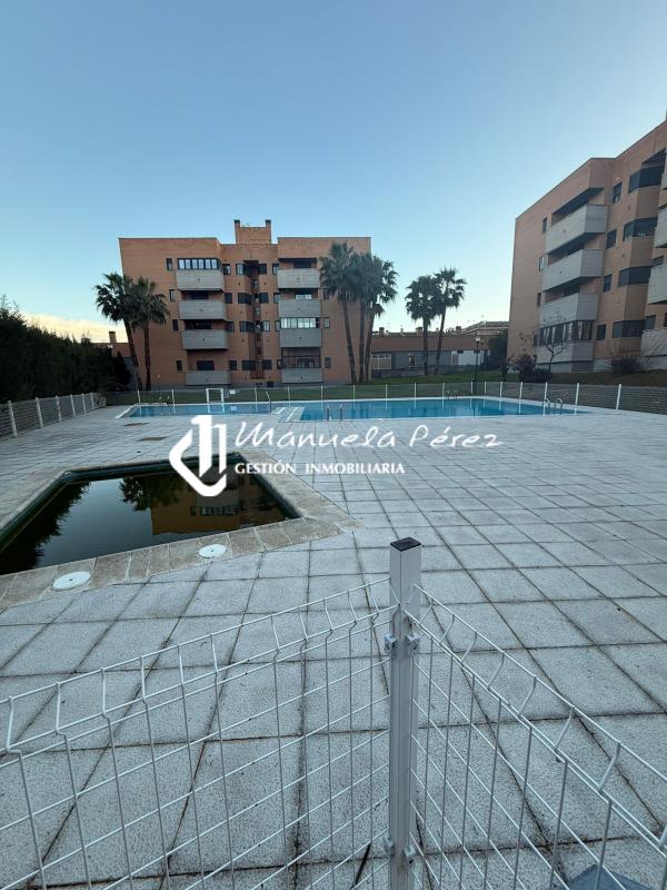 Venta de piso en Calle las Águilas. Cáceres 2