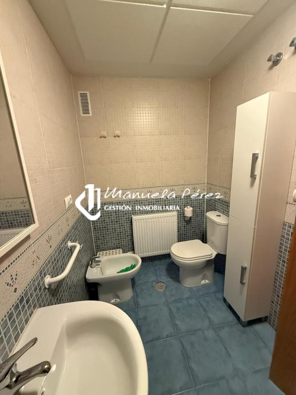 Venta de piso en Calle las Águilas. Cáceres 23