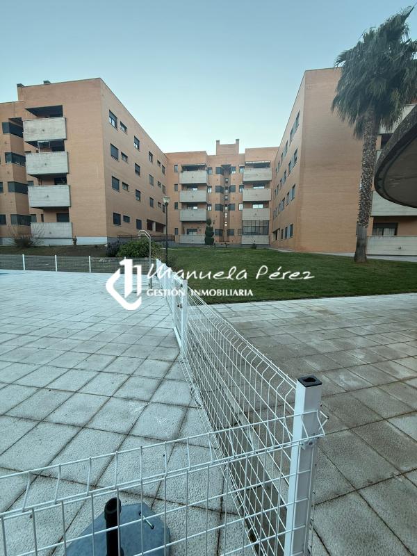 Venta de piso en Calle las Águilas. Cáceres