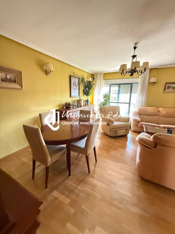 Venta de Piso en Calle Oaxaca, (Nuevo Cáceres) Cáceres 4