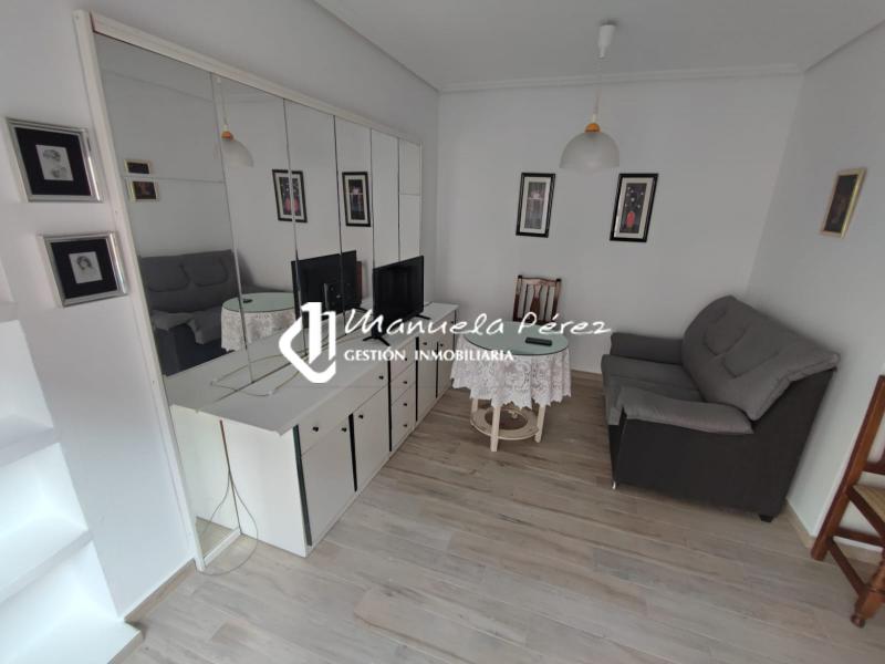 Venta de Piso en calle Reyes Huertas, Cáceres