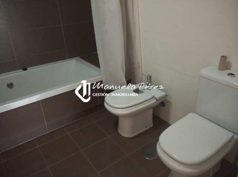 Venta de Piso en Maltravieso -Casa Plata, Calle Cueva de Altamira, Cáceres 28