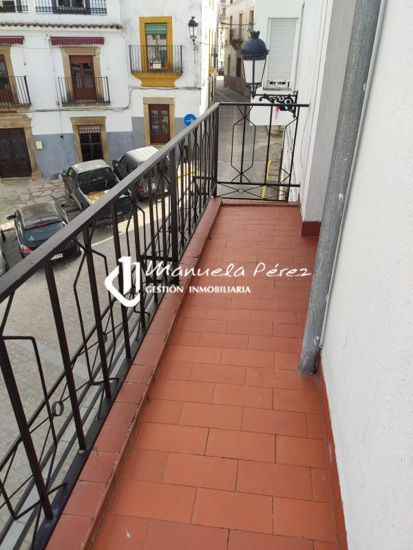 Venta de Piso en Montanchez , Plaza de Altozano 5