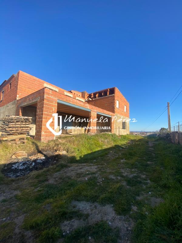 Venta de terreno con casa en Polígono Ganadero, Cáceres 3