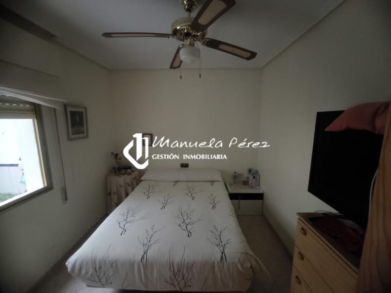 Venta de Unifamiliar en Plaza Fernand Montlahuc 9