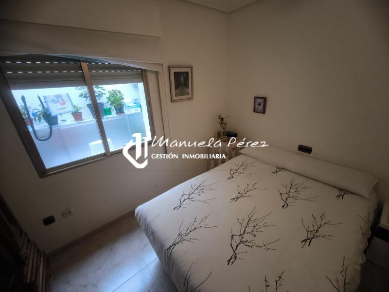 Venta de Unifamiliar en Plaza Fernand Montlahuc 8