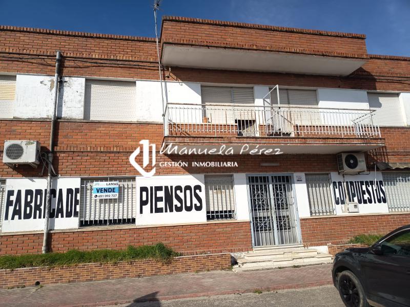 Venta de varias naves en Navalmoral de la Mata. Cáceres