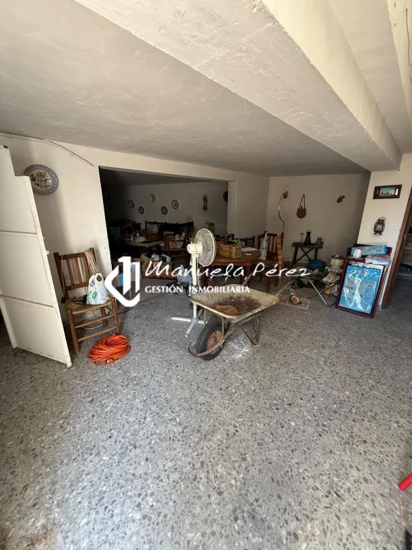 Venta de vivienda con parcela en polígono Las Arenas. Malpartida de Cáceres 9