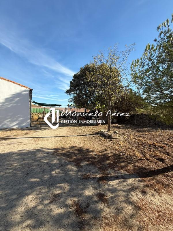 Venta de vivienda con parcela en polígono Las Arenas. Malpartida de Cáceres 4